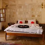 Lavinia Cappadocia Cave 3* Ürgüp