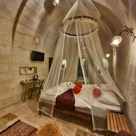 Lavinia Cappadocia Cave * Urgup