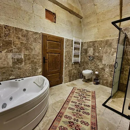Lavinia Cappadocia Cave * Urgup
