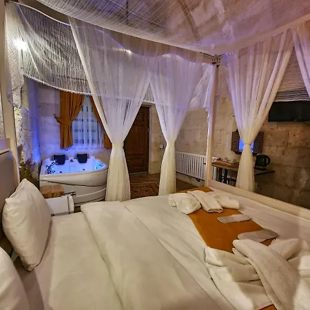 Lavinia Cappadocia Cave Urgup