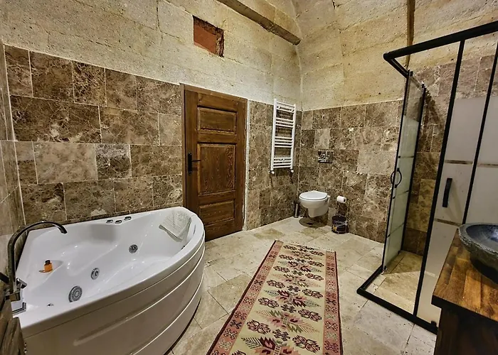 Lavinia Cappadocia Cave * Ουργκούπ